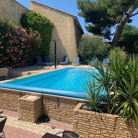 Hotel La Bastide D'Entraigues Екстер'єр фото