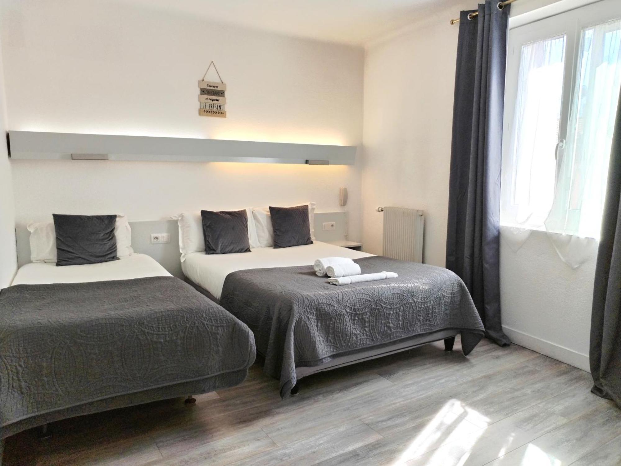 Hotel La Bastide D'Entraigues Екстер'єр фото