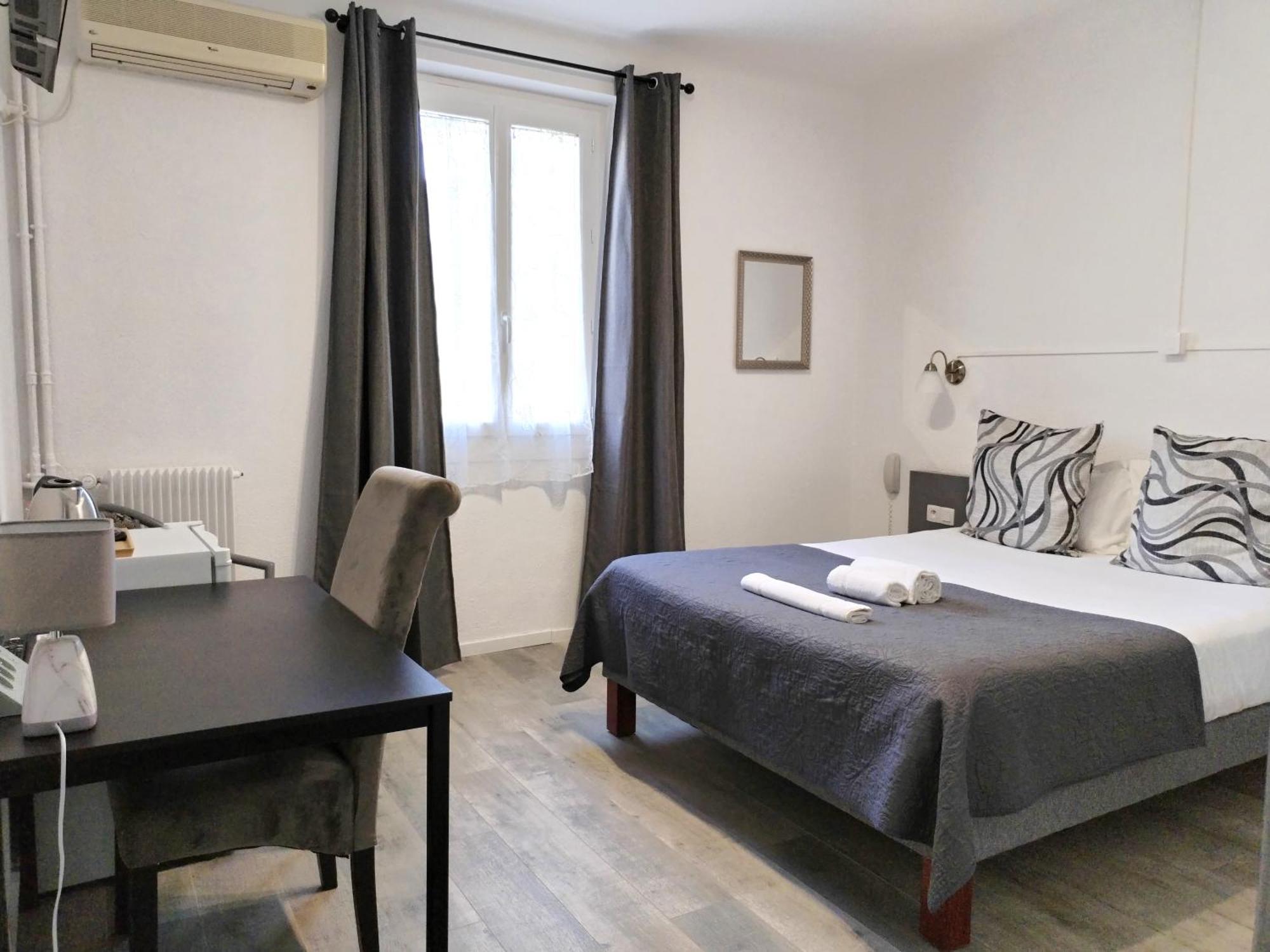 Hotel La Bastide D'Entraigues Екстер'єр фото