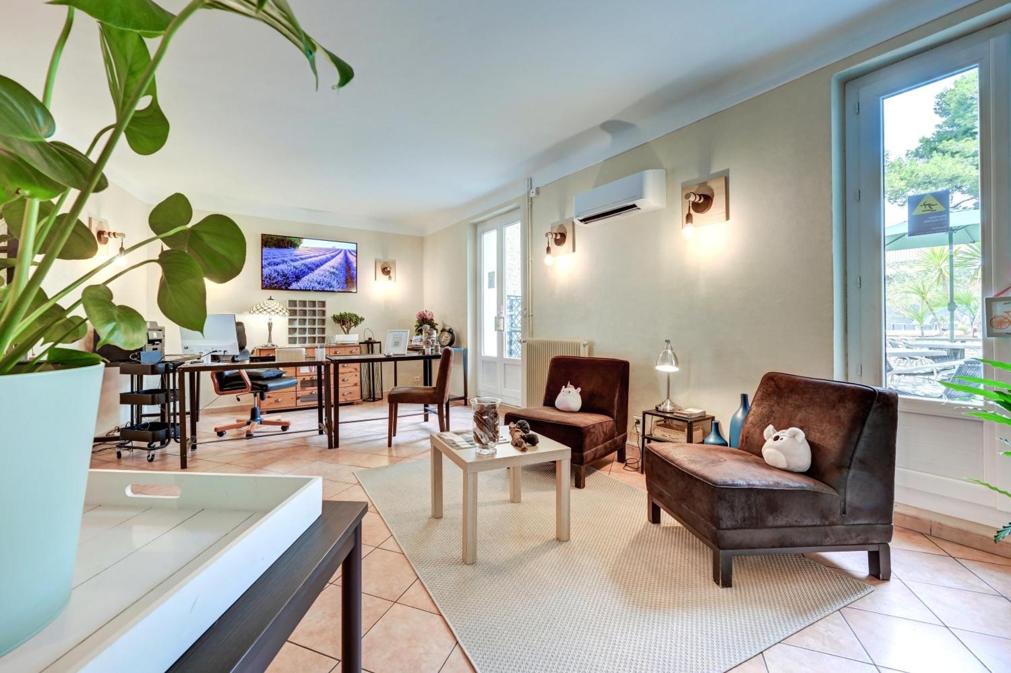 Hotel La Bastide D'Entraigues Екстер'єр фото