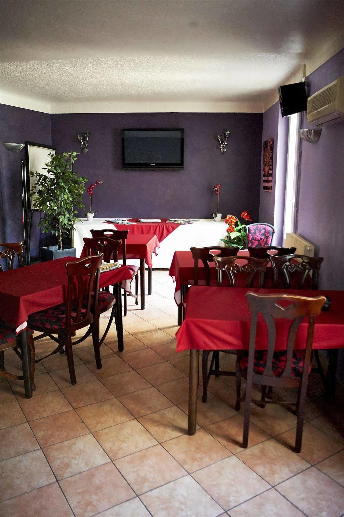 Hotel La Bastide D'Entraigues Екстер'єр фото
